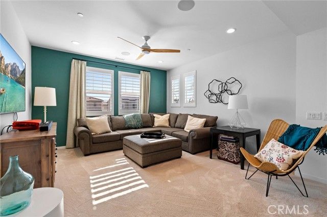 1605 E Buffalo, Santa Ana, CA 92705