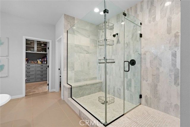 1605 E Buffalo, Santa Ana, CA 92705