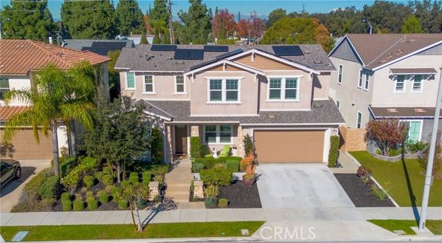 1605 E Buffalo, Santa Ana, CA 92705