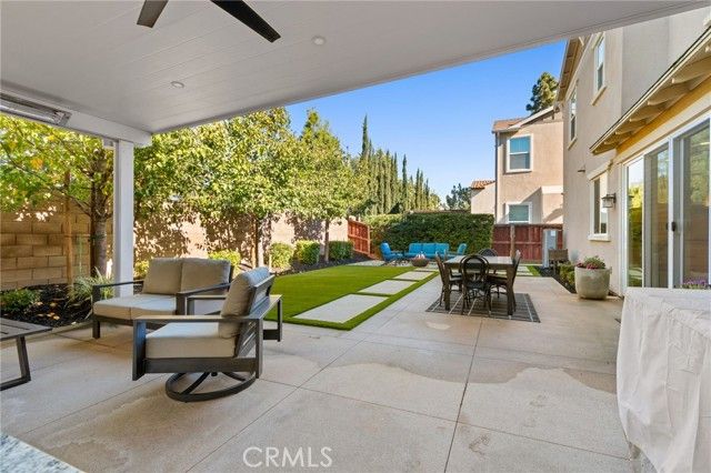 1605 E Buffalo, Santa Ana, CA 92705