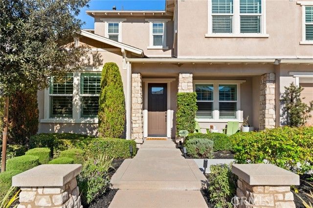 1605 E Buffalo, Santa Ana, CA 92705