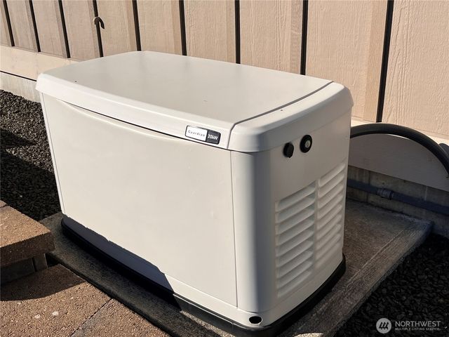 7940 Beach Drive E, Port Orchard, WA 98366