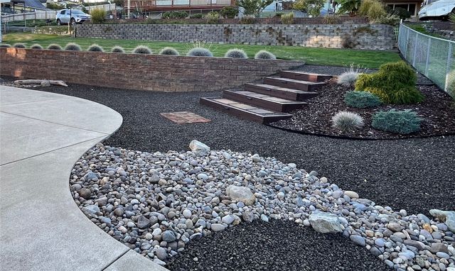 7940 Beach Drive E, Port Orchard, WA 98366