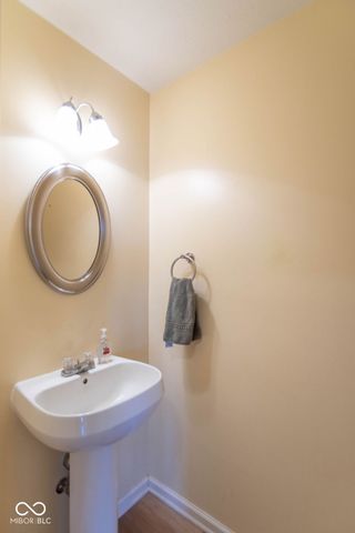 711 Bluff Creek Drive, Fortville, IN 46040