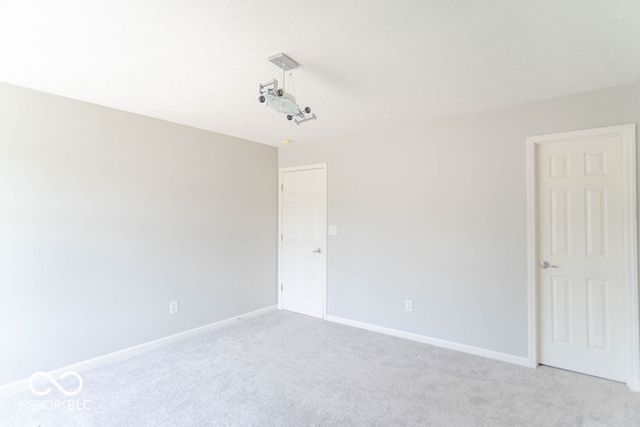 711 Bluff Creek Drive, Fortville, IN 46040