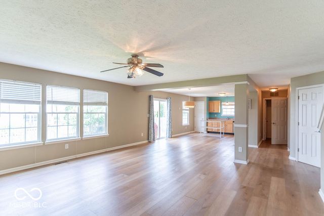 711 Bluff Creek Drive, Fortville, IN 46040