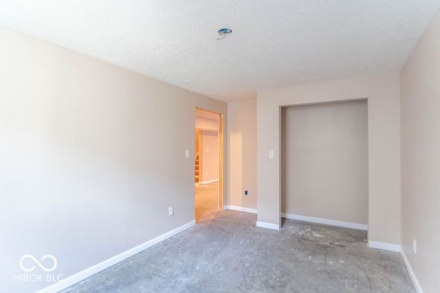 711 Bluff Creek Drive, Fortville, IN 46040