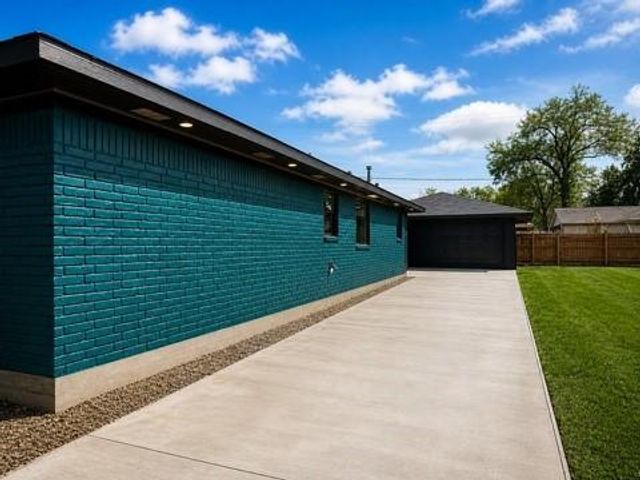 7915 S Braeswood Boulevard, Houston, TX 77096