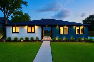 7915 S Braeswood Boulevard, Houston, TX 77096