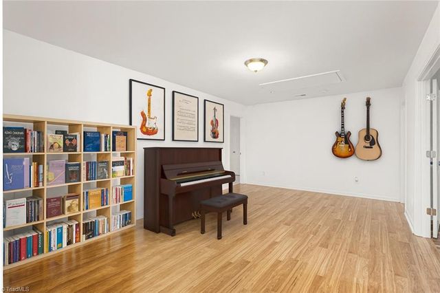 1641 Haddington Point Drive, Kernersville, NC 27284