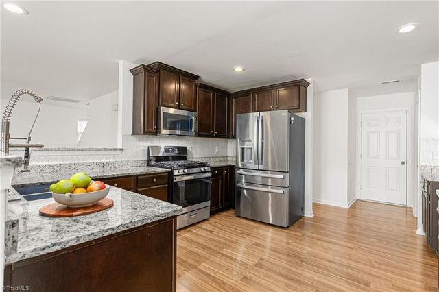 1641 Haddington Point Drive, Kernersville, NC 27284