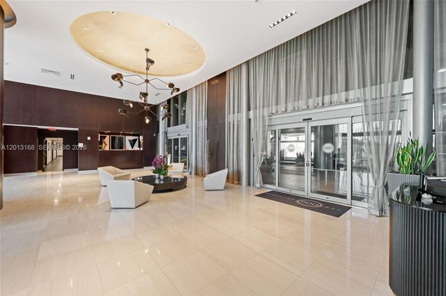 900 Biscayne Blvd 4006, Miami, FL 33132