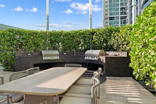 900 Biscayne Blvd 4006, Miami, FL 33132