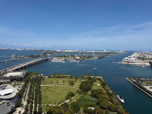 900 Biscayne Blvd 4006, Miami, FL 33132