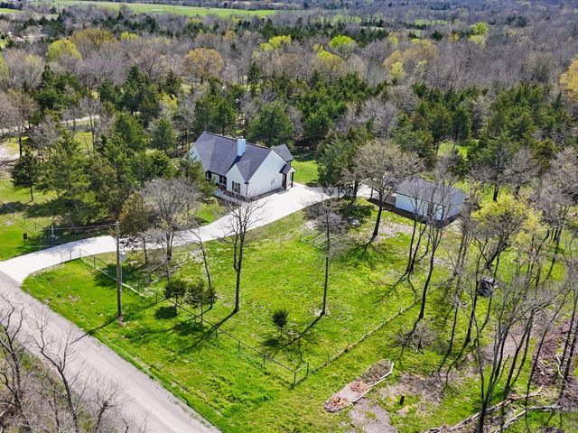 865 County Road 4519, Wolfe City, TX 75496