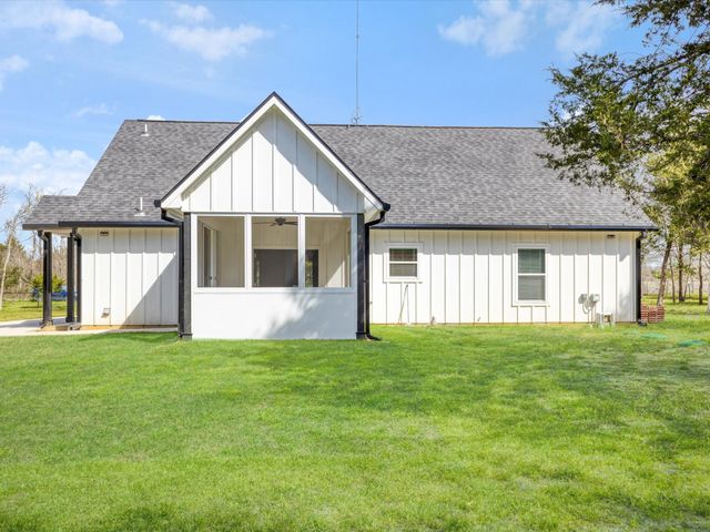 865 County Road 4519, Wolfe City, TX 75496