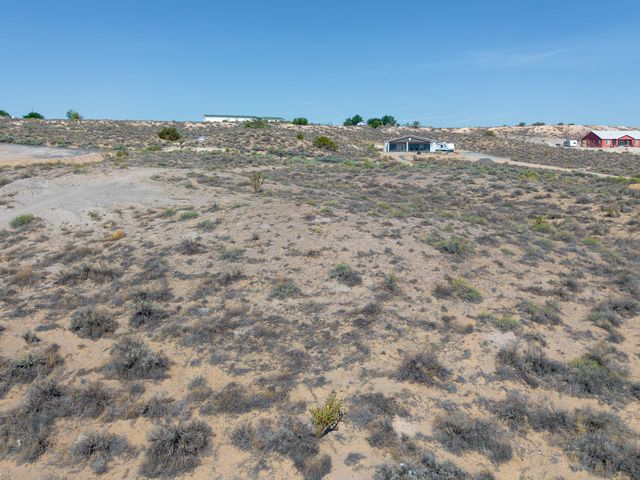 1124 8th Street NE, Rio Rancho, NM 87144
