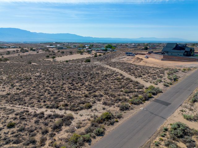 1124 8th Street NE, Rio Rancho, NM 87144