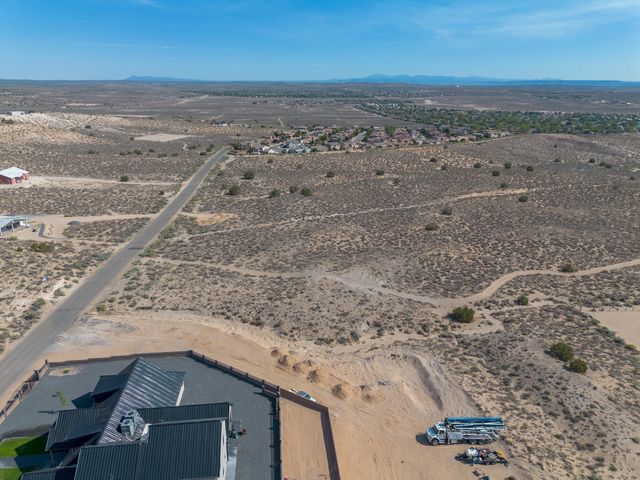 1124 8th Street NE, Rio Rancho, NM 87144
