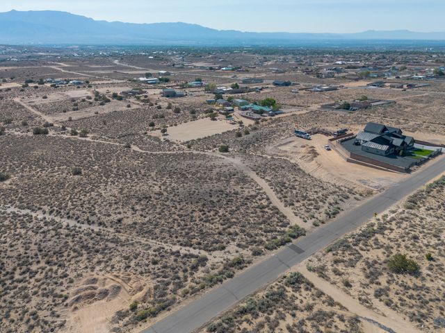 1124 8th Street NE, Rio Rancho, NM 87144