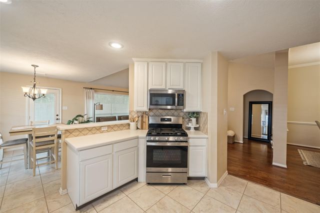 135 S Delta Mill Circle, The Woodlands, TX 77385