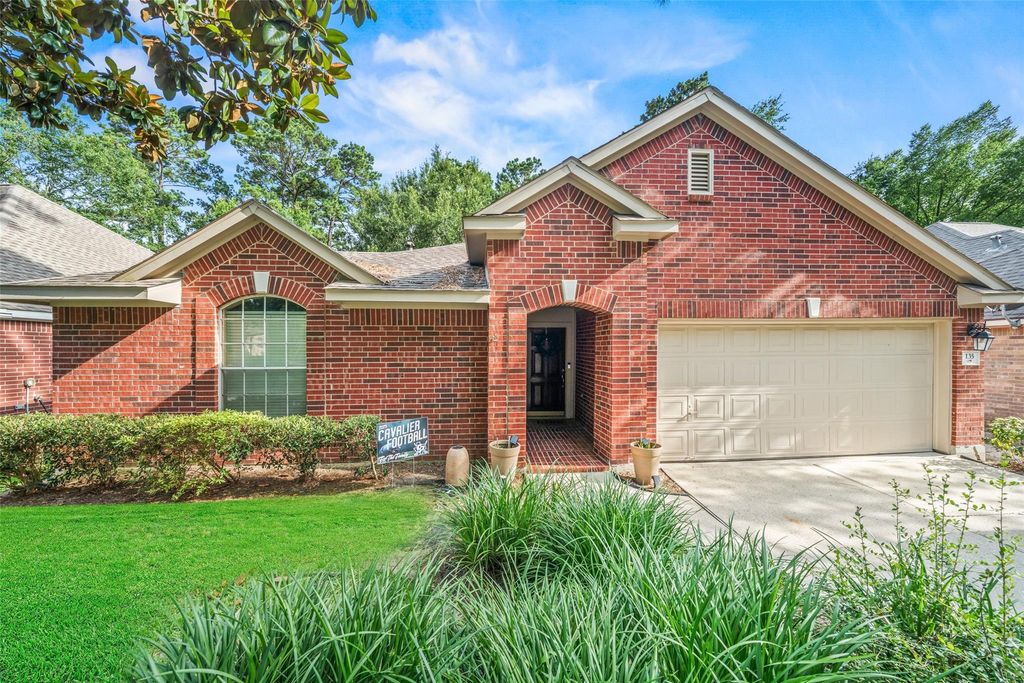 135 S Delta Mill Circle, The Woodlands, TX 77385