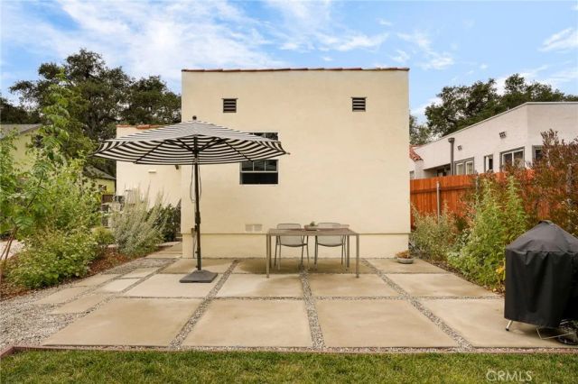 998 Bella Vista Avenue, Pasadena, CA 91107