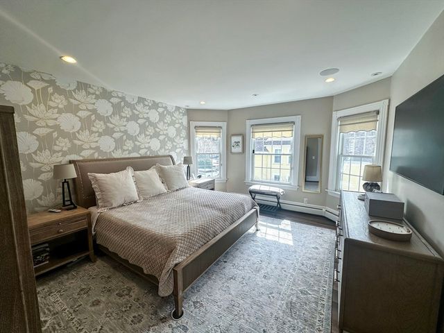 15 Waban 15, Wellesley, MA 02482