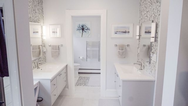 15 Waban 15, Wellesley, MA 02482
