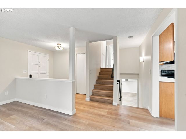 2500 Sw 15TH St, Gresham, OR 97080