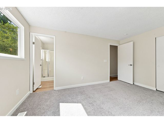 2500 Sw 15TH St, Gresham, OR 97080