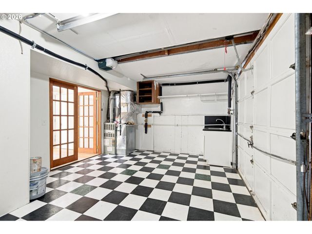 2500 Sw 15TH St, Gresham, OR 97080