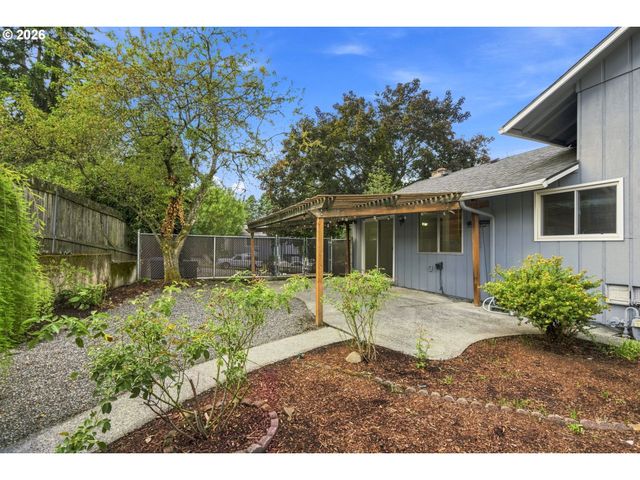 2500 Sw 15TH St, Gresham, OR 97080