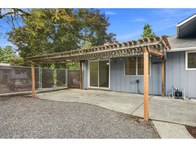 2500 Sw 15TH St, Gresham, OR 97080