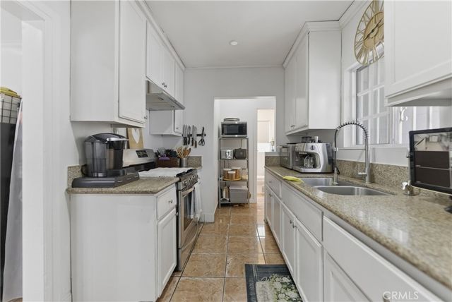 725 W 107th, Los Angeles, CA 90044