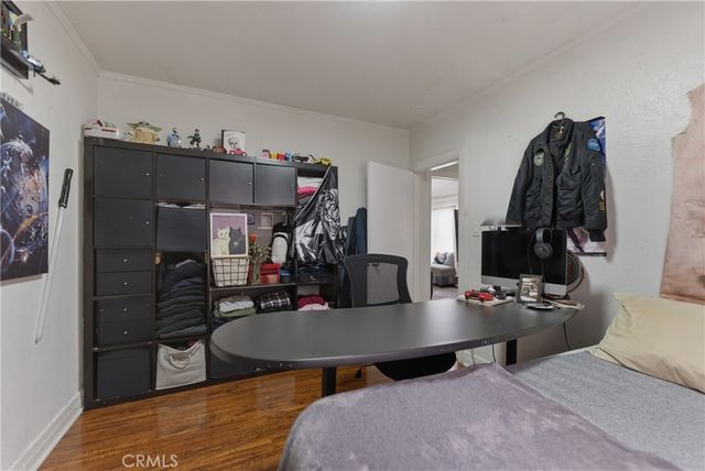 725 W 107th, Los Angeles, CA 90044