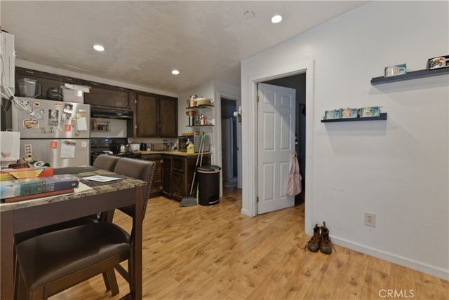 725 W 107th, Los Angeles, CA 90044