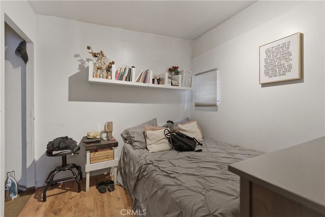 725 W 107th, Los Angeles, CA 90044