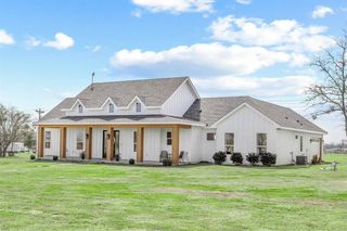 2230 Farm to Market 713, Lockhart, TX 78644