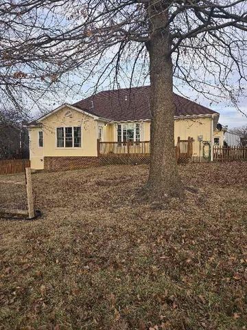 1204 N Elm Street, Louisburg, KS 66053