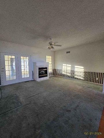 1204 N Elm Street, Louisburg, KS 66053