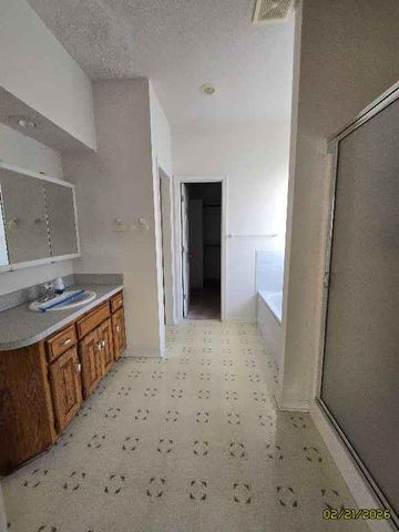 1204 N Elm Street, Louisburg, KS 66053