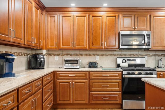 12218 W Aqueduct Drive, Littleton, CO 80127