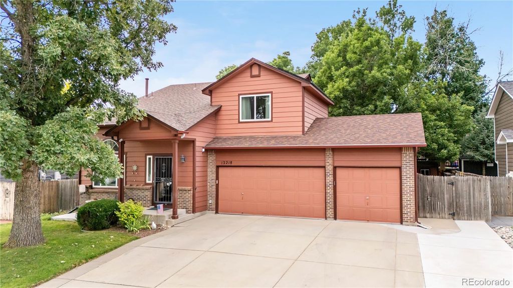12218 W Aqueduct Drive, Littleton, CO 80127