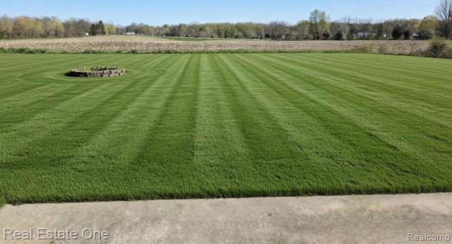 8751 Highland Ave Road, Watervliet, MI 49098