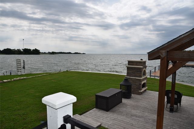 6465 Peninsula Road, Kerens, TX 75144