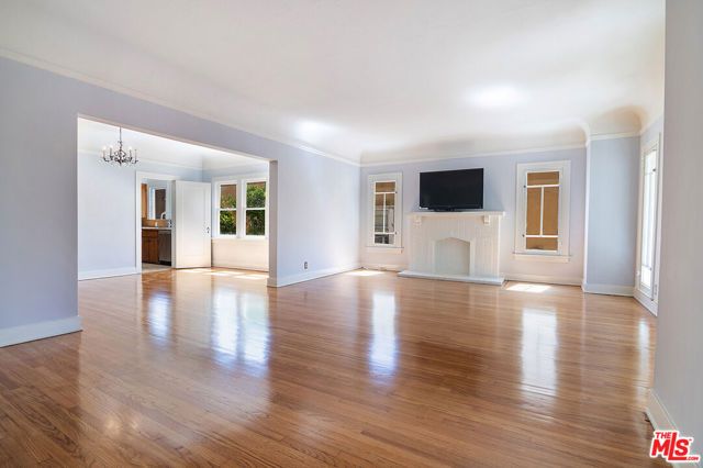 170 S Sycamore Avenue, Los Angeles, CA 90036