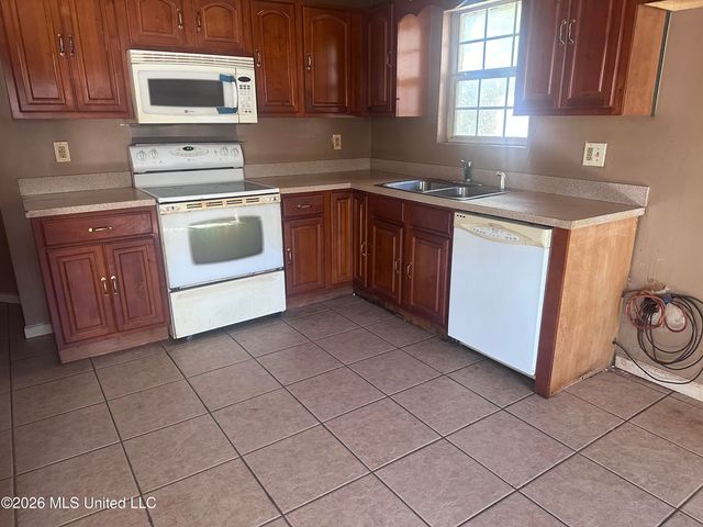 4219 Martha Court, Pascagoula, MS 39581