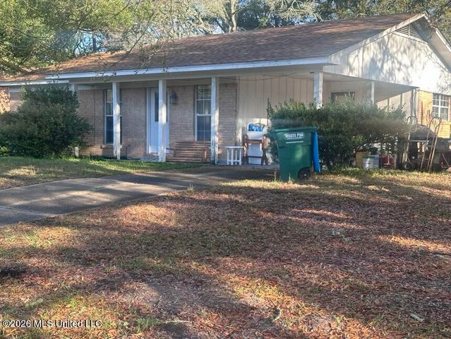 4219 Martha Court, Pascagoula, MS 39581