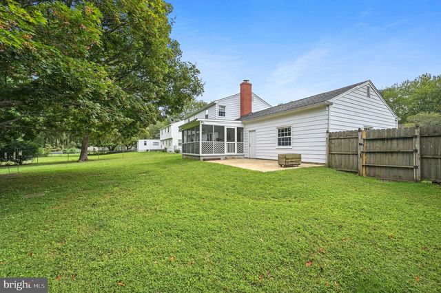 93 S FAIRFIELD DR, Dover, DE 19901